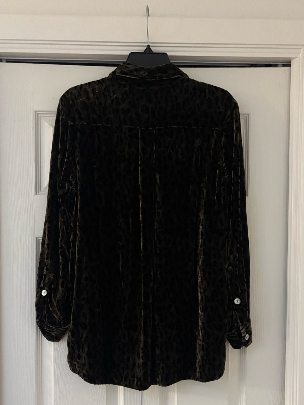 CHICO’S Olive and Black Leopard Print Faux Velvet Button Down Blouse - Picture 9 of 12